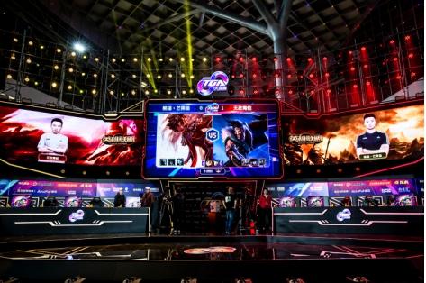 他的母亲在 他的母亲在